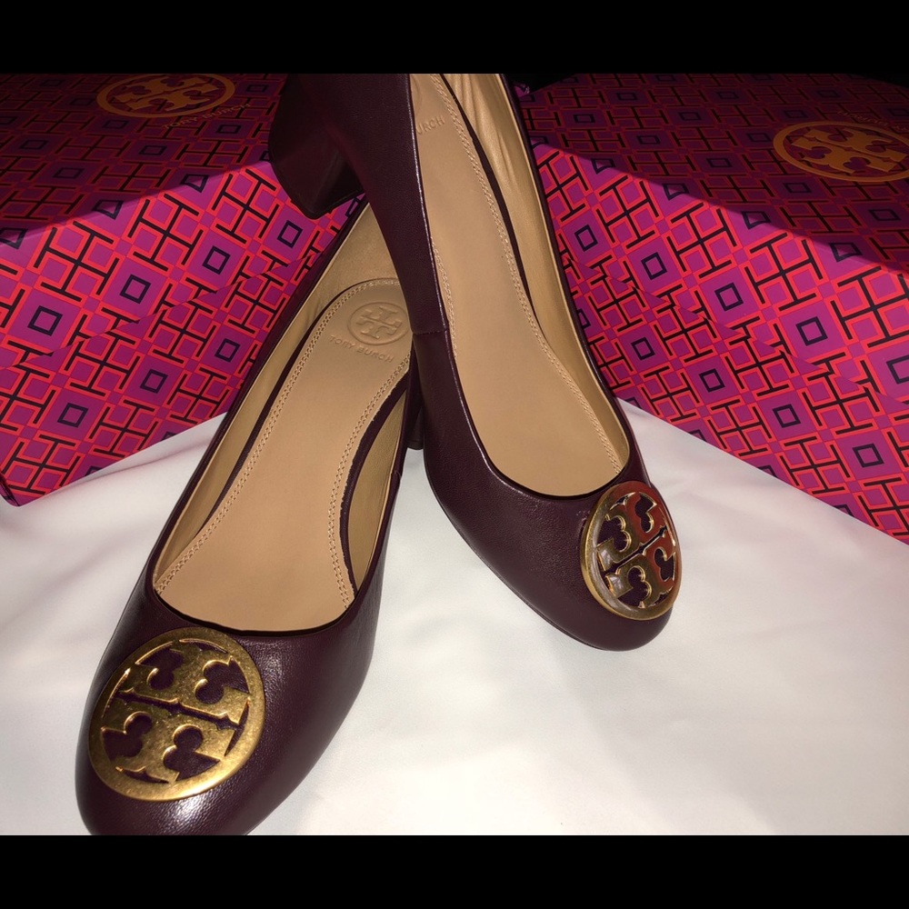 Tory Burch Benton Pump in Malbec